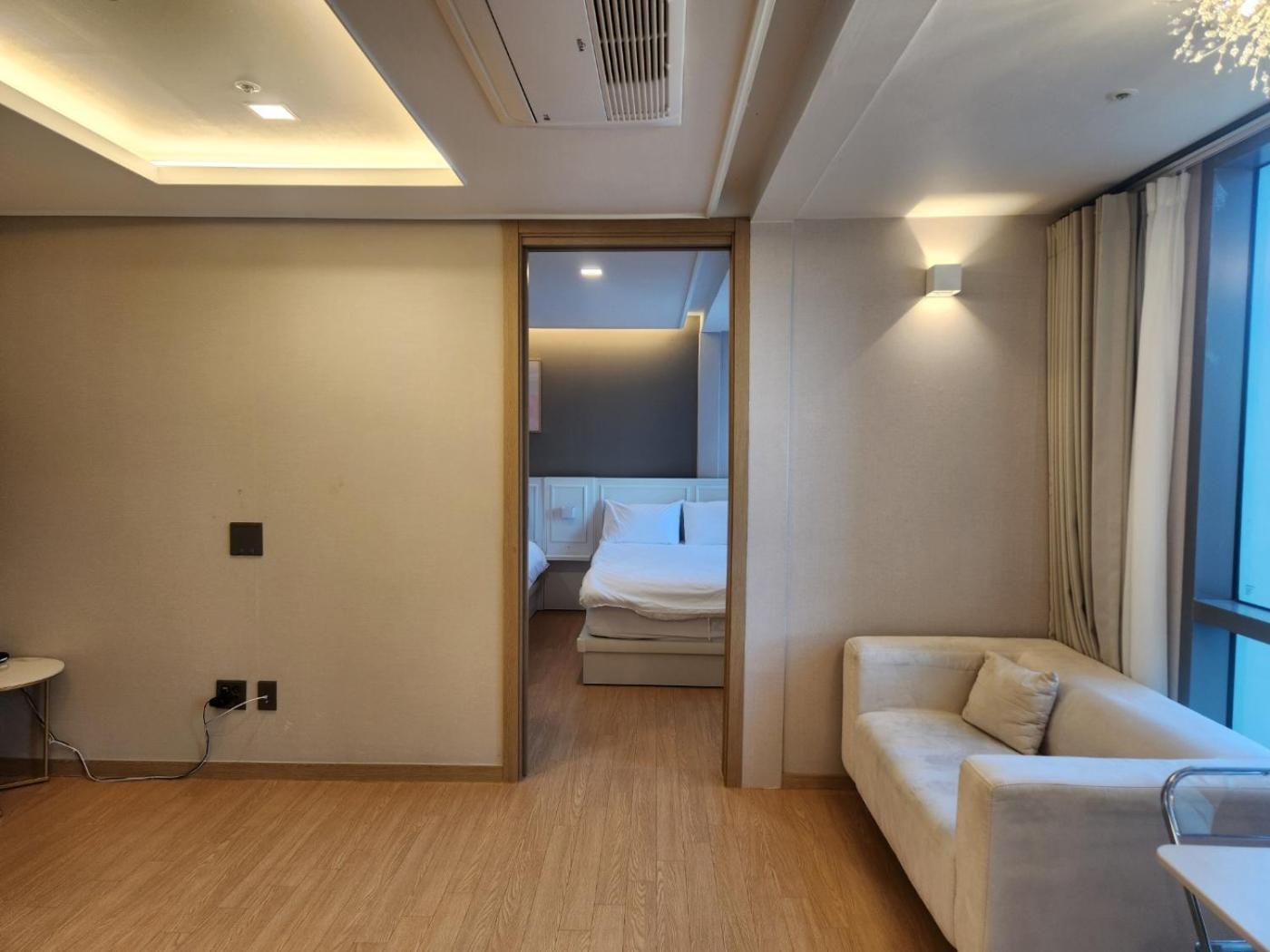 Aparthotel Elbon The With A1