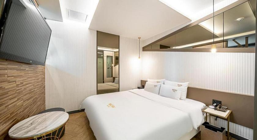 Motel Haeundae Wow