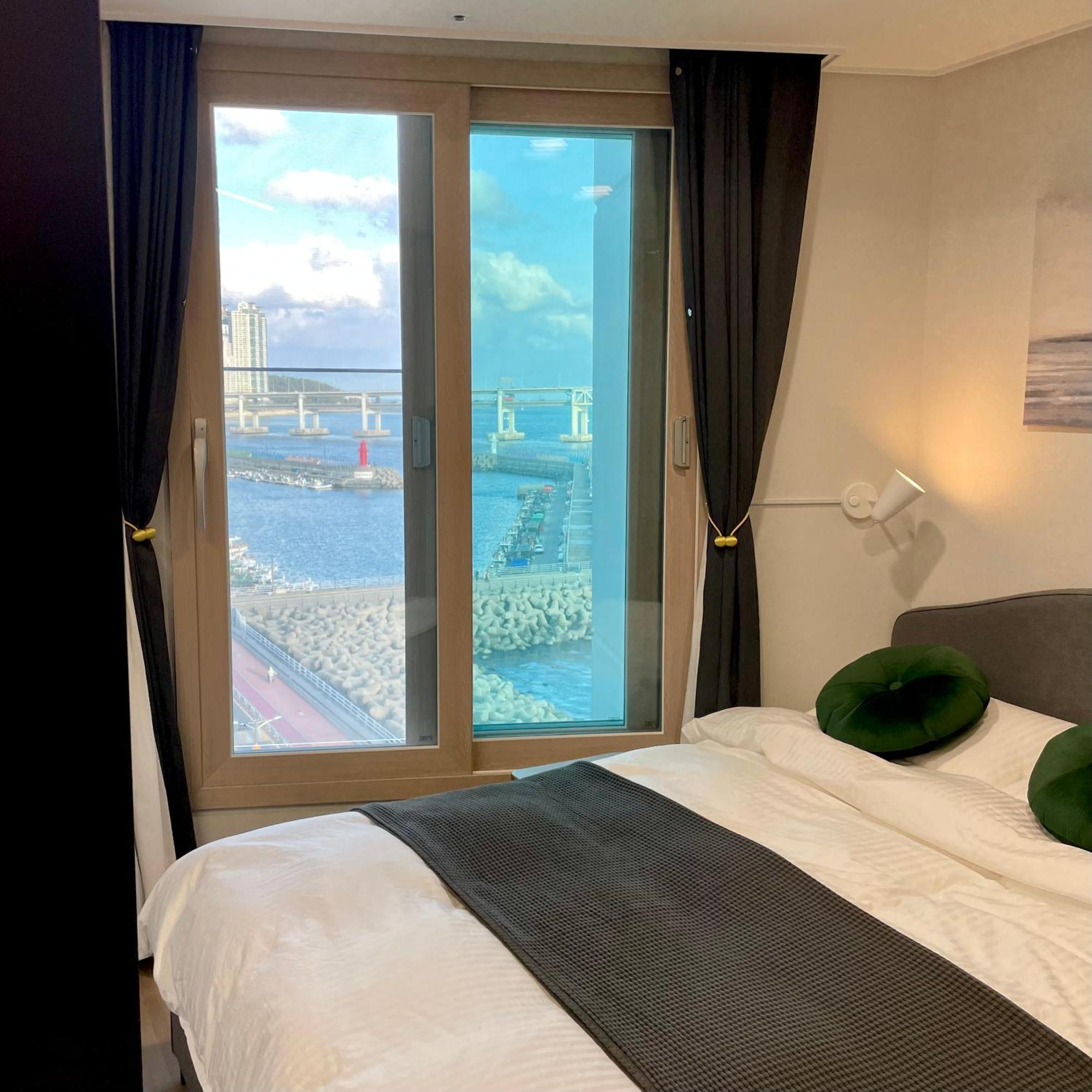 Ocean Front Apartment Busan