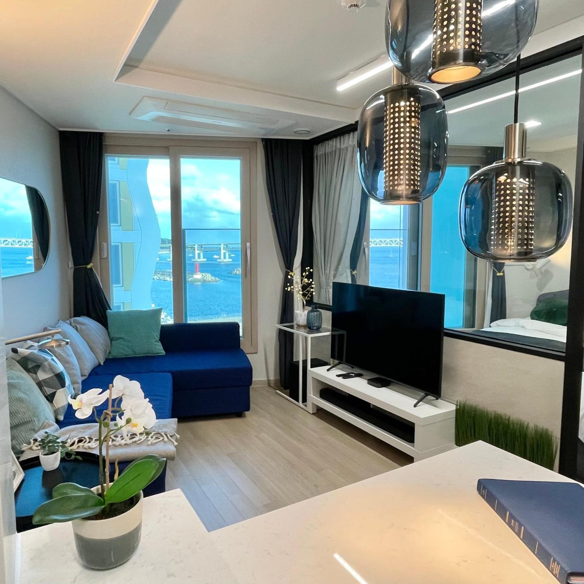 Ocean Front Apartment Busan