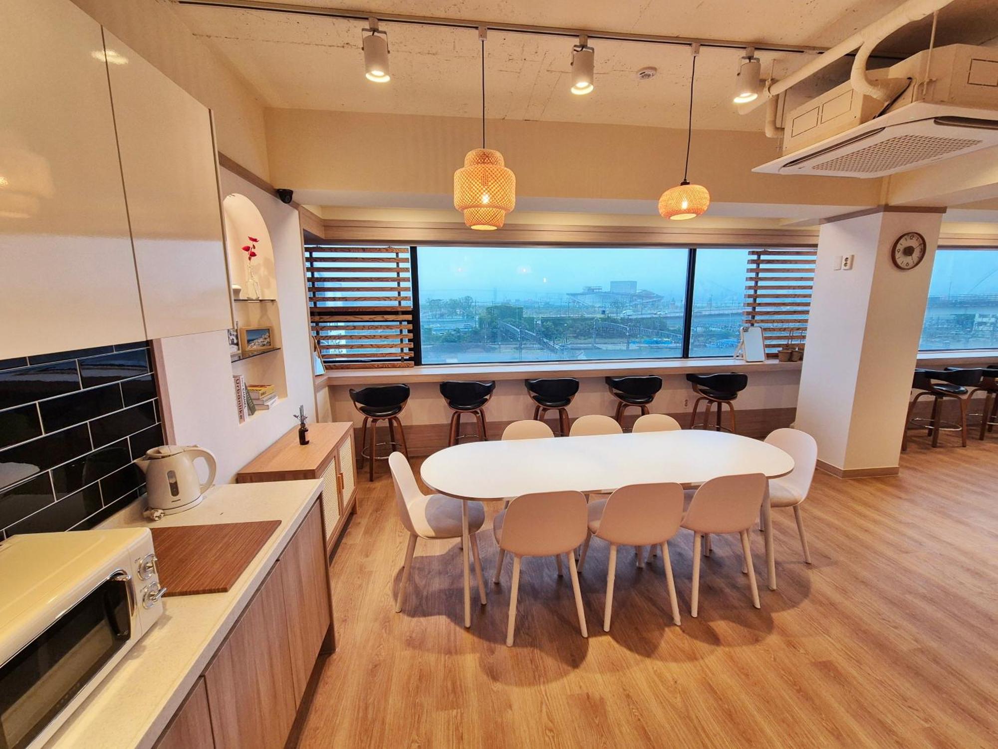 Onjeong Hostel Busan