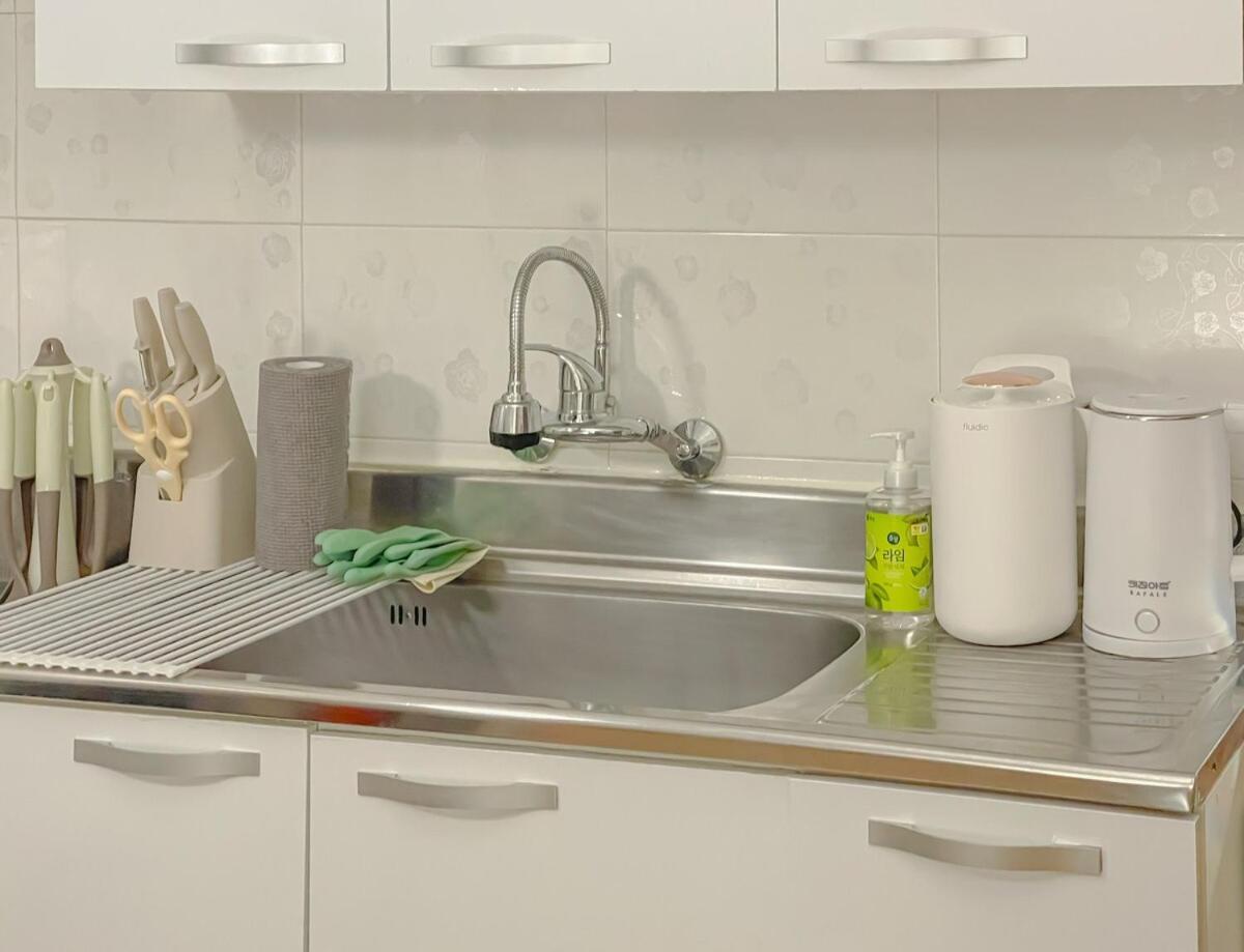 Belivestay, Gwangalli, Maximum 5 People, Free Netflix,wi-fi Apartment