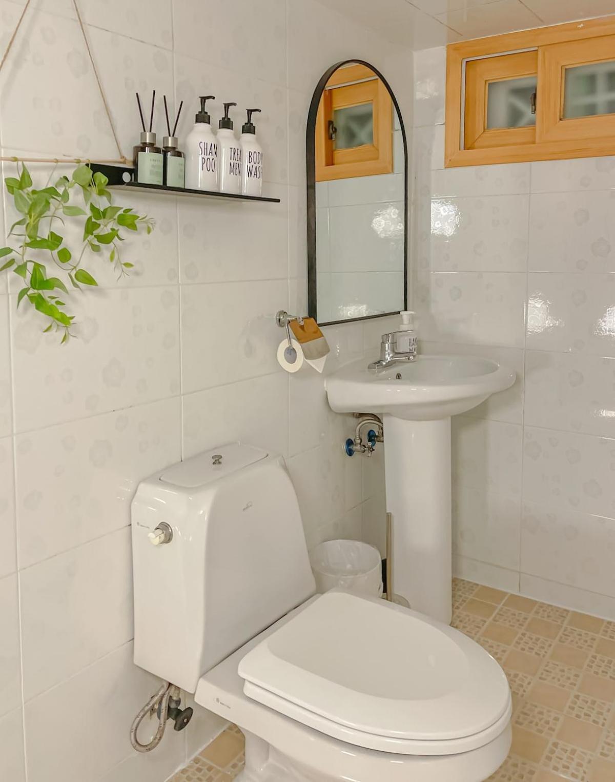 Belivestay, Gwangalli, Maximum 5 People, Free Netflix,wi-fi Apartment *