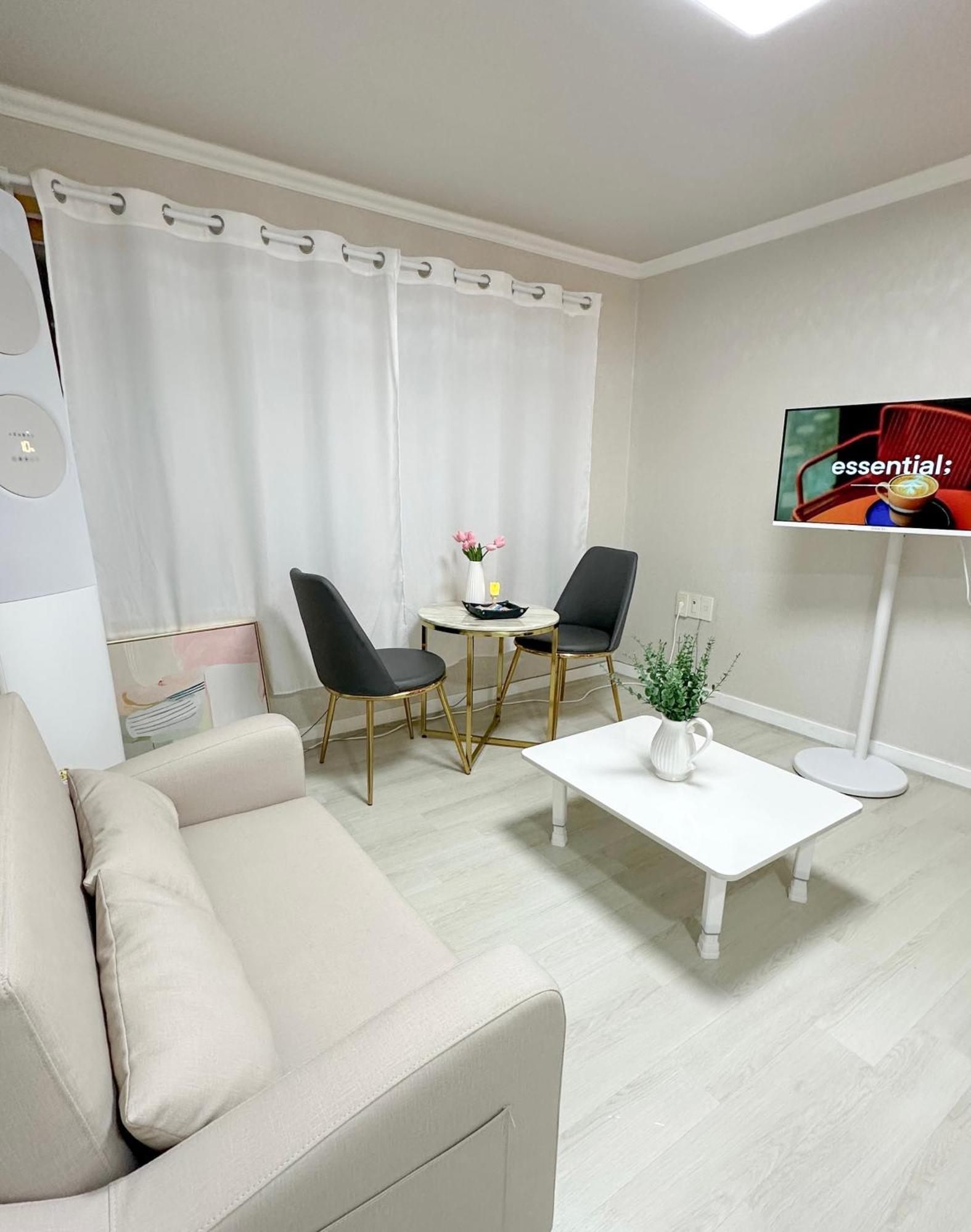 3 House 1 Minute From Gwangalli *