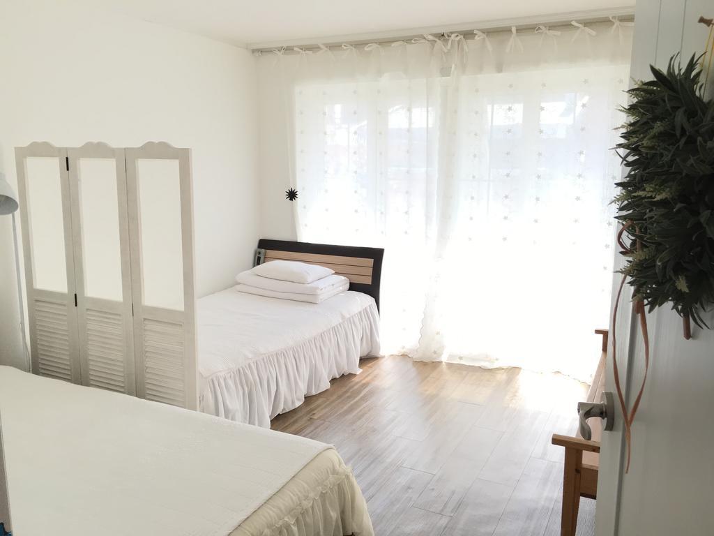 White Island Bed & Breakfast Hostel *