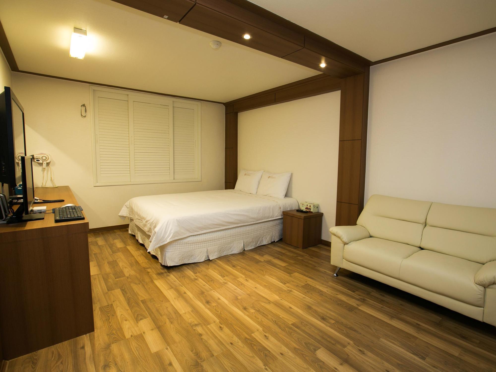 Hotel Orange