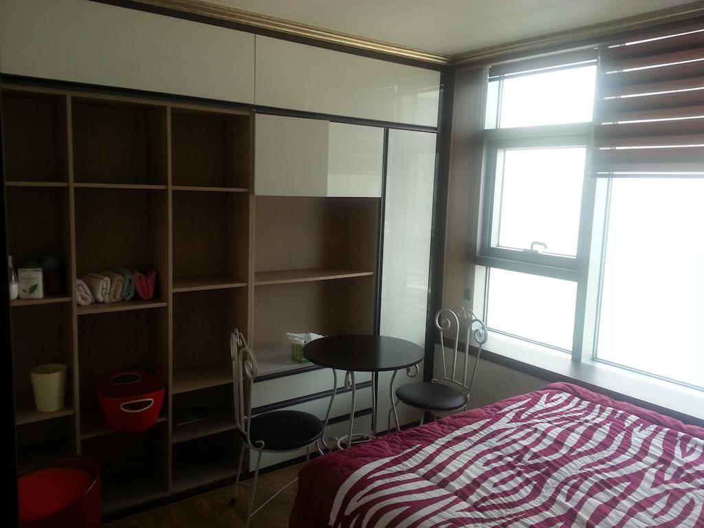 Aj House Hostel *