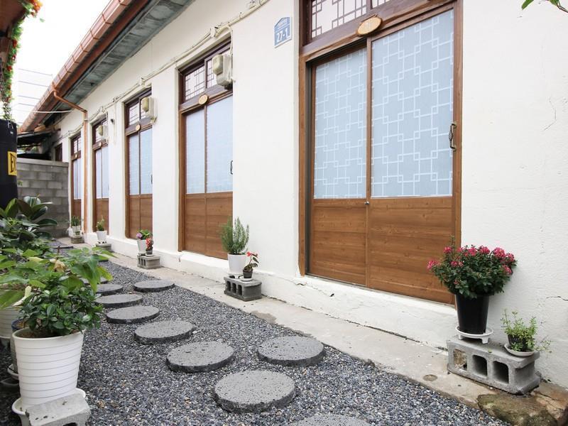 Rumah tetamu Dodam 2*