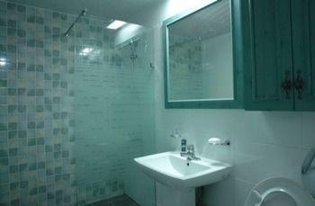 Hostel White Island Bed & Breakfast Busan