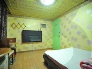 Motel Dongrae Oncheon 2*