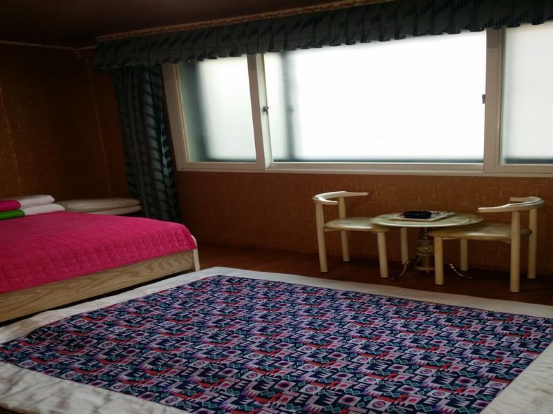 Yurim Hotel 2*