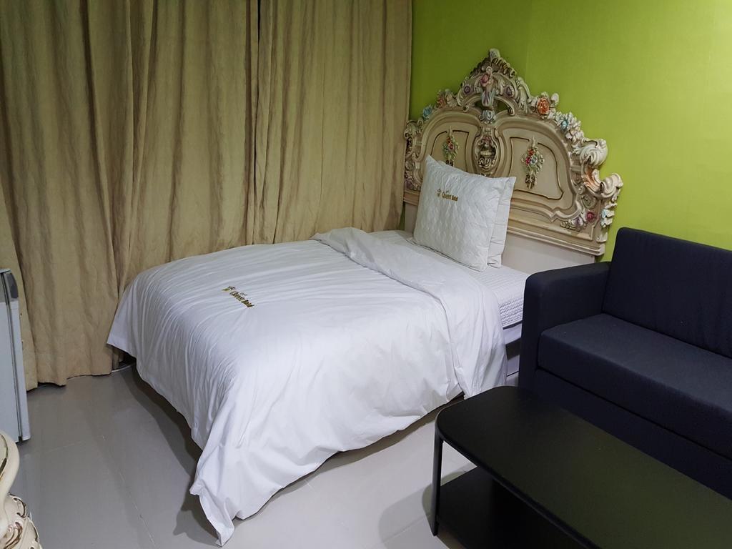 Queen Motel 2*