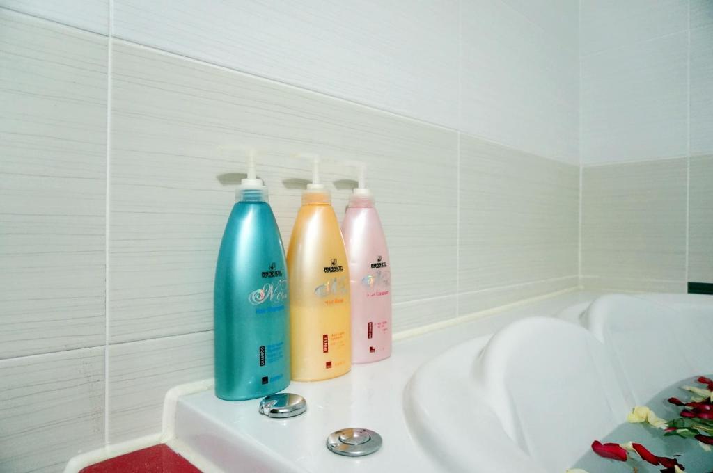 Dongbang Tourist Hotel 2*