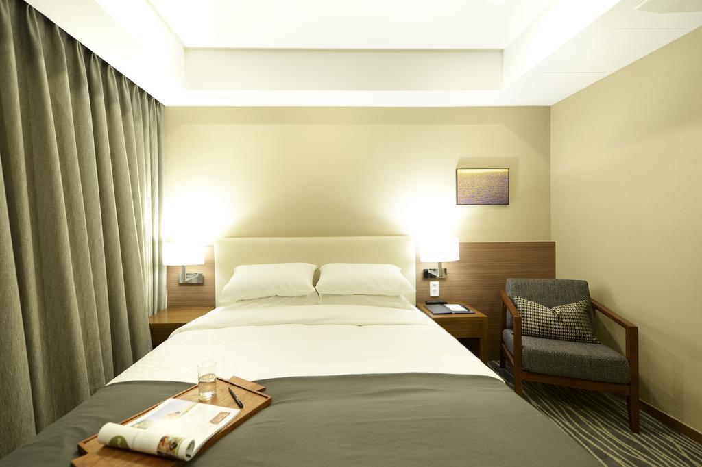 Business Hotel 3*
