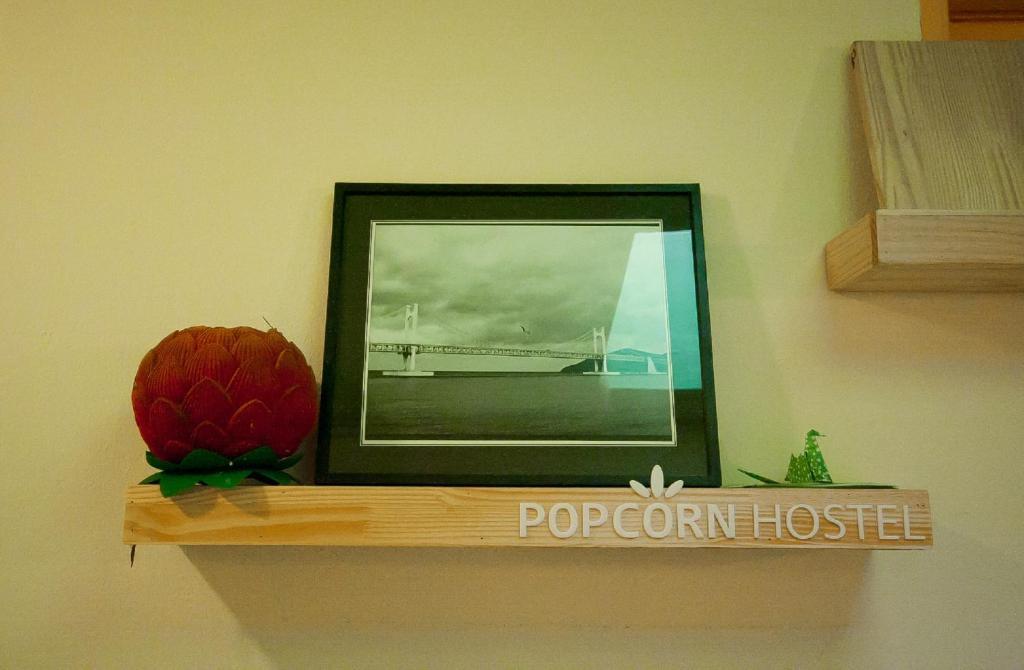 Nhà khách Popcorn Station *