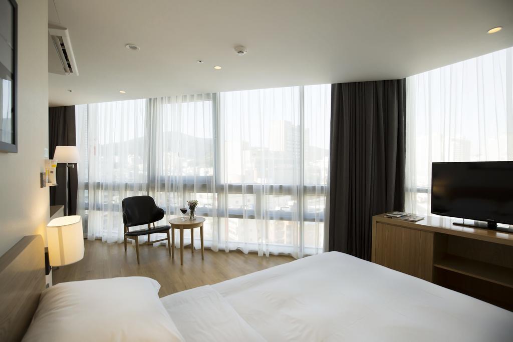 Western Haeundae 4*