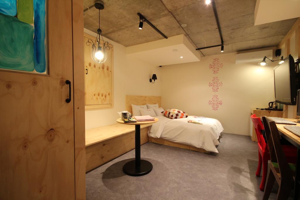Yaja Lotte Department Store Motel 2*