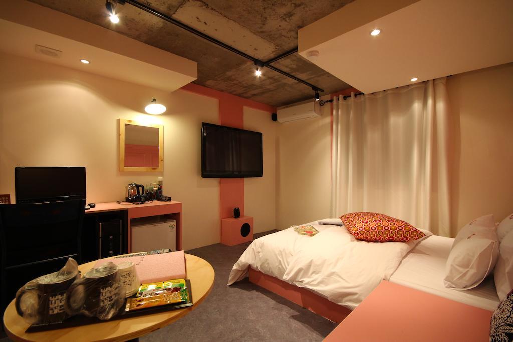 Yaja Lotte Department Store Motel 2*