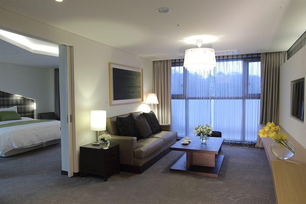 Aventree 3*