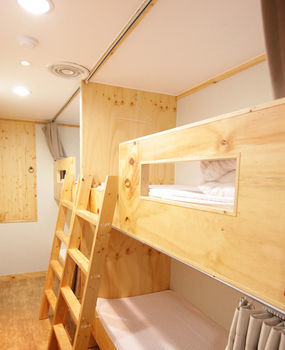 Hi Korea Hostel *