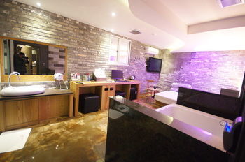 Lazzi Hotel Busan