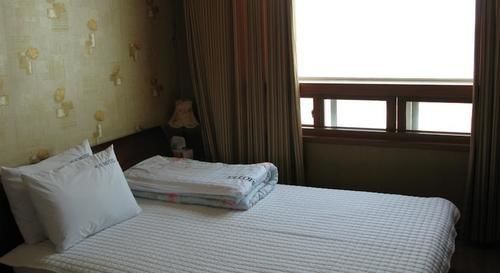 Beach Hotel 2*
