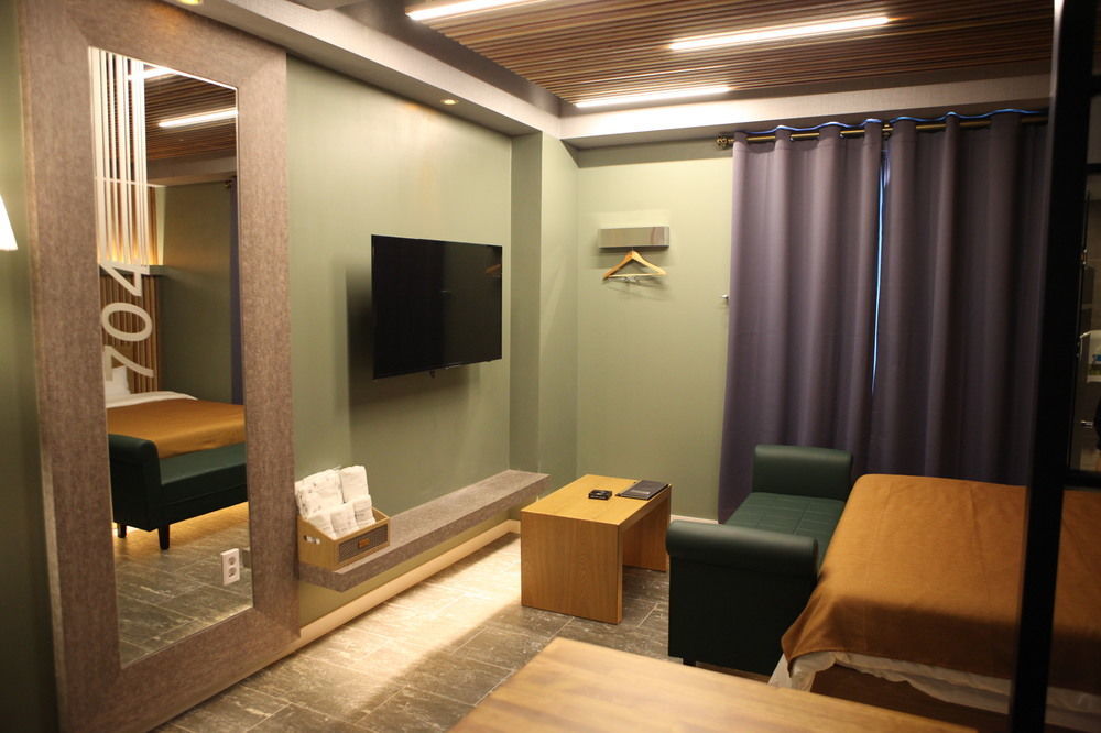 109 Hotel 3*
