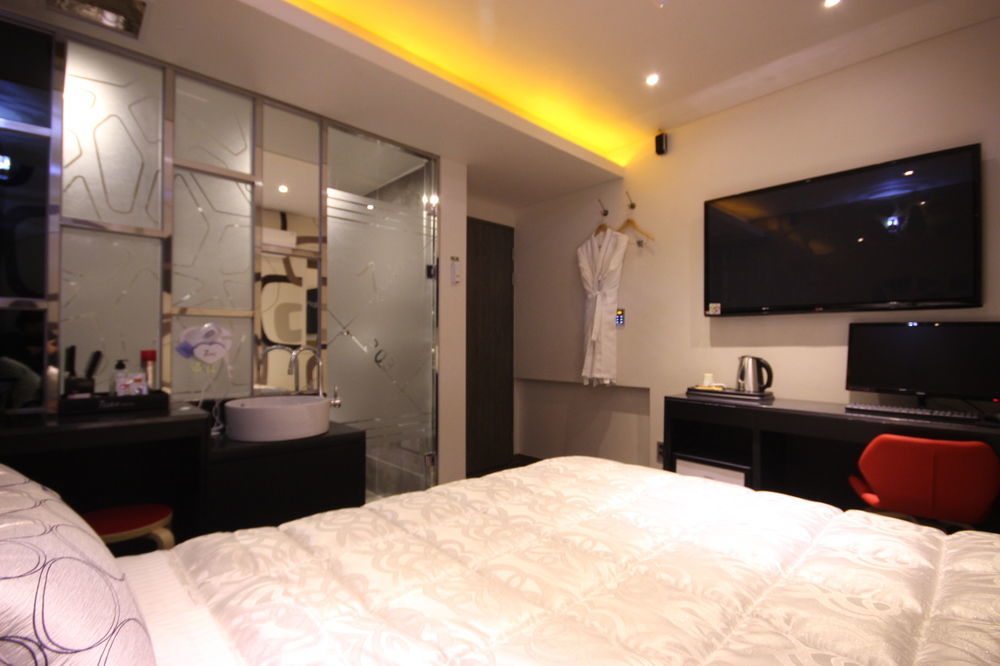 Seven Hotel 2*