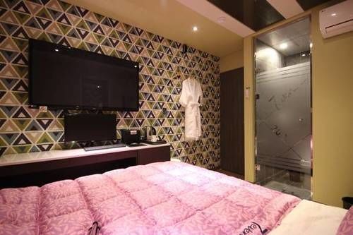Seven 2* Busan
