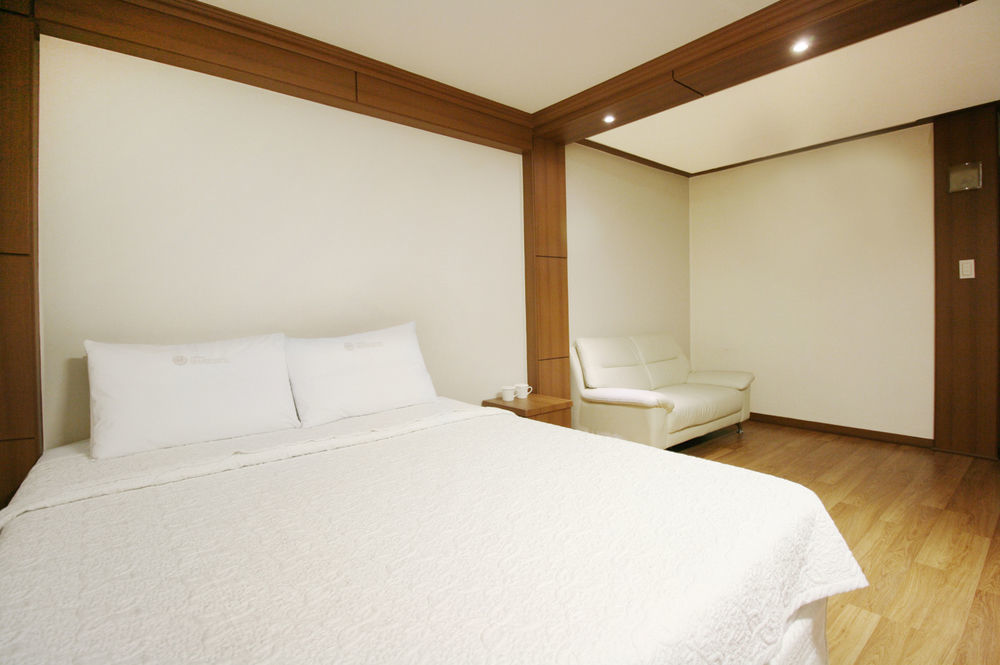 Hotel Orange 2*