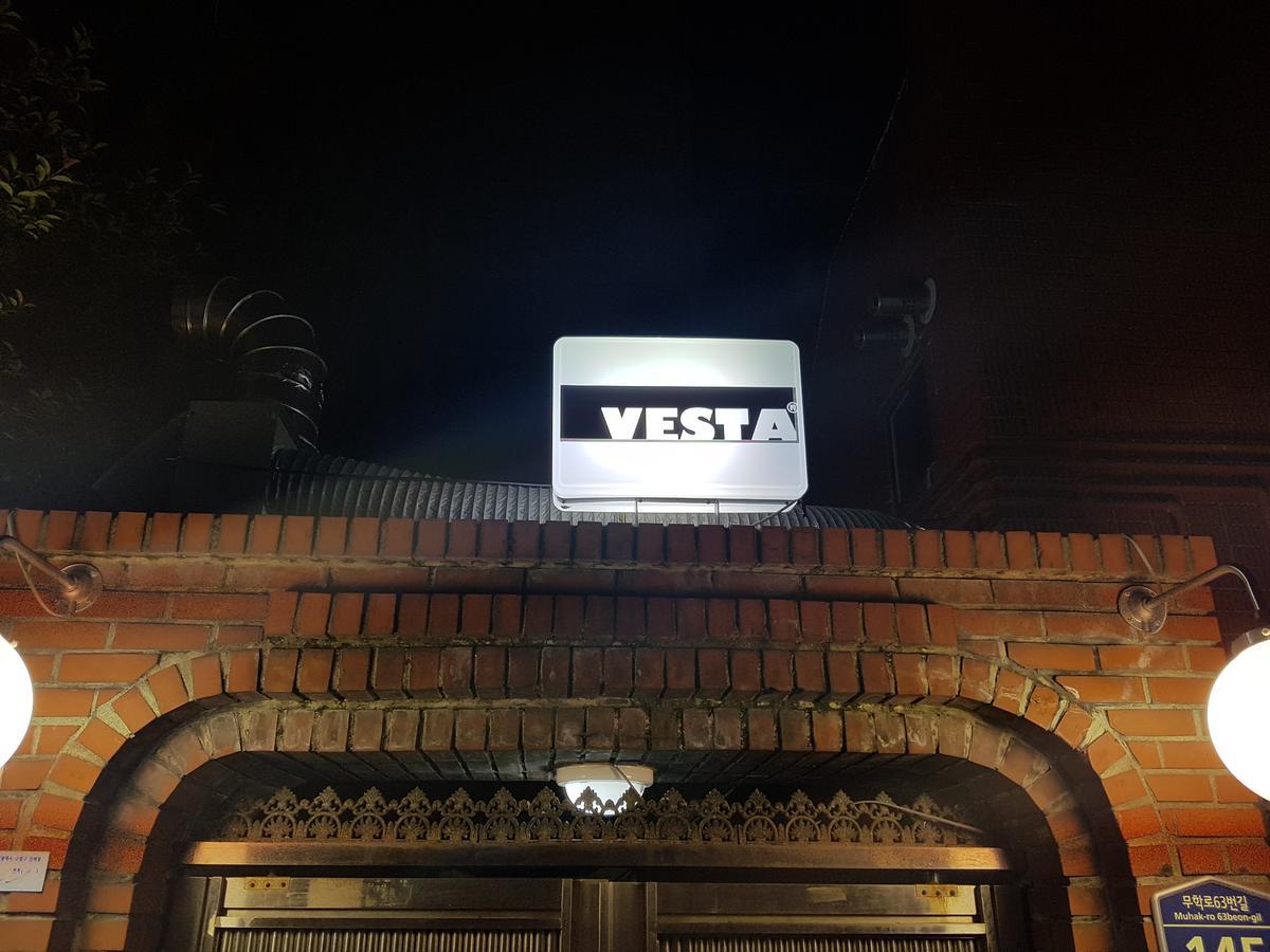 Vesta *