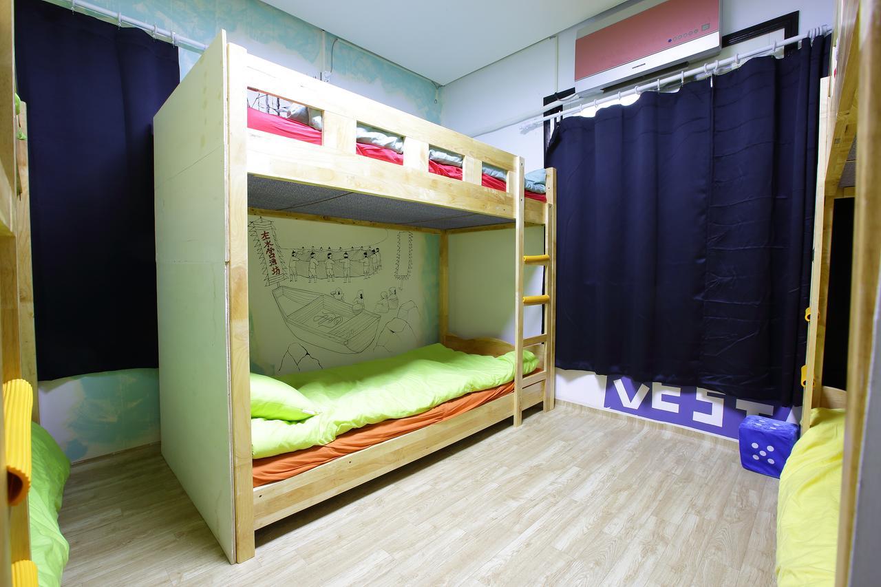 Hostel Vesta *