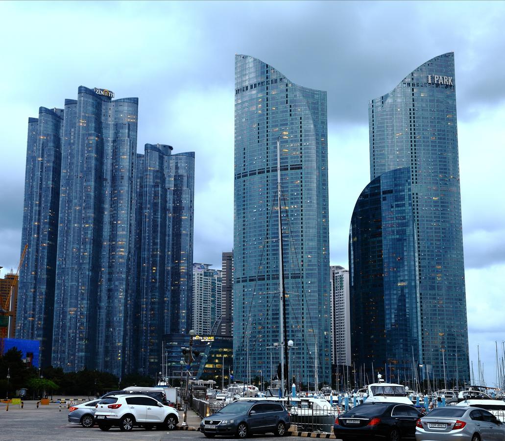 Haeundae Zenith Sky Penthouse * Busan