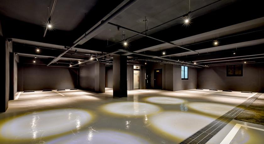 Blanc Business Motel 2*