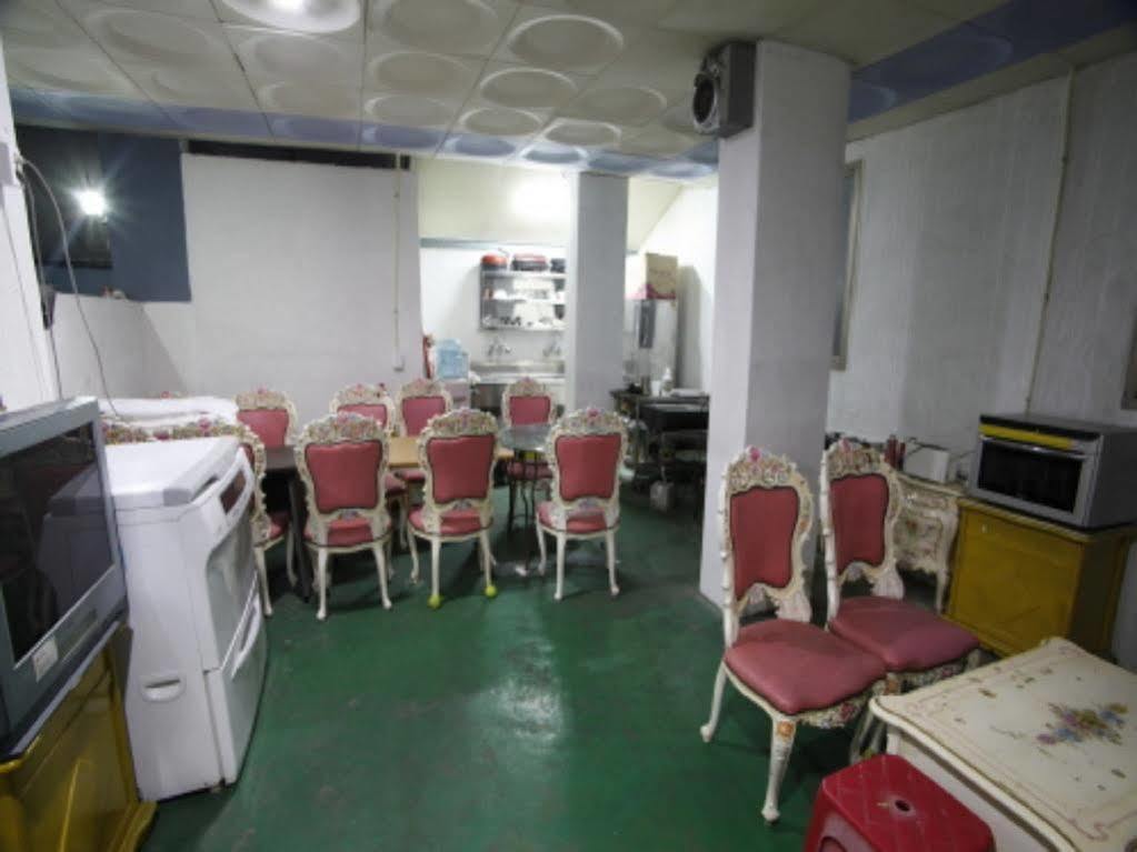 Motel Queen Busan