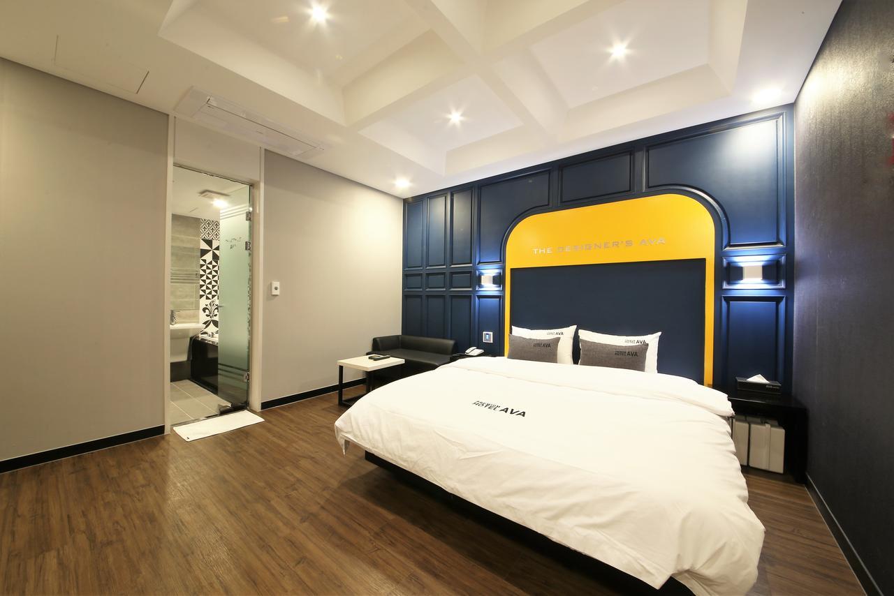Premium Ava Hotel