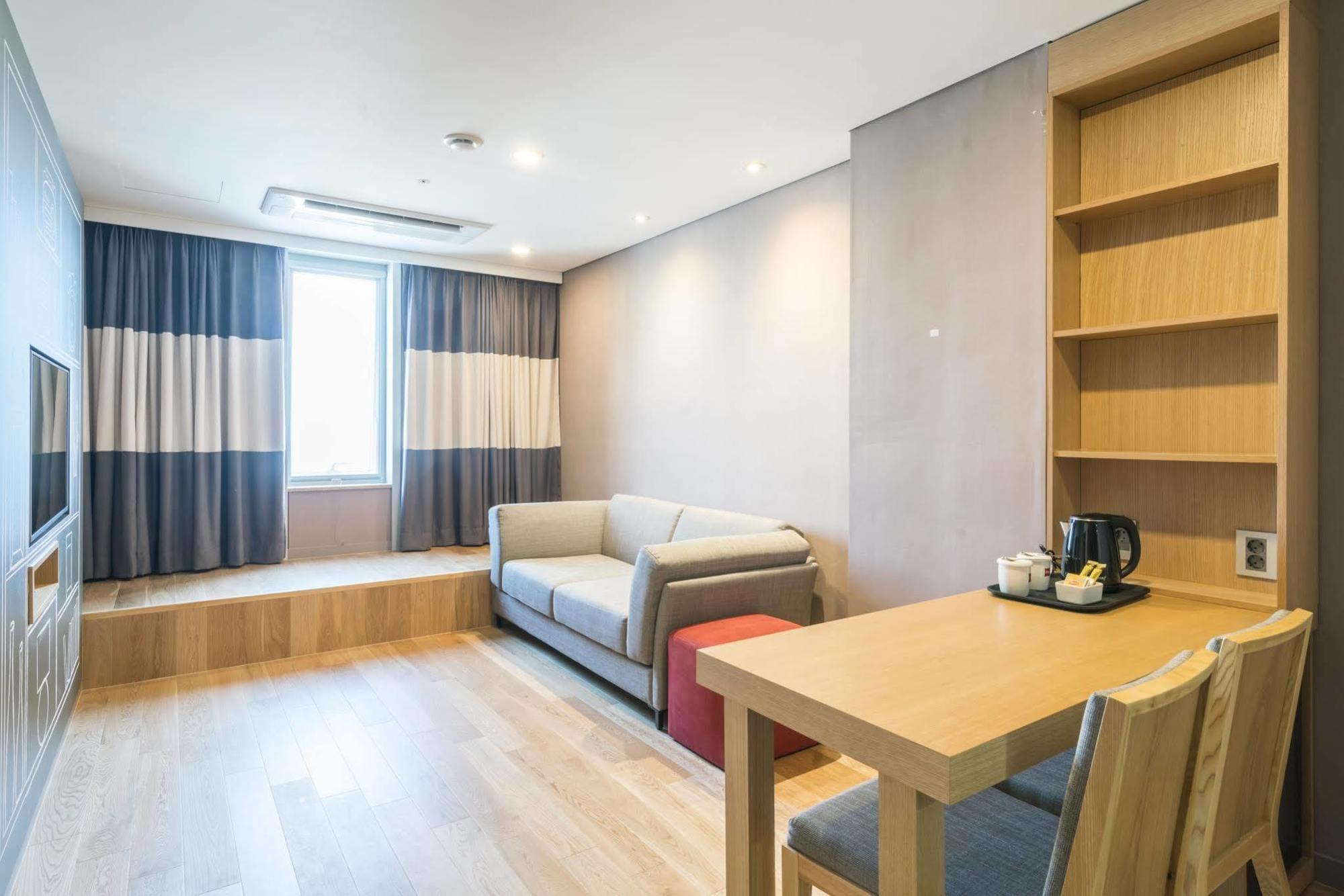 Ibis Ambassador Haeundae Busan