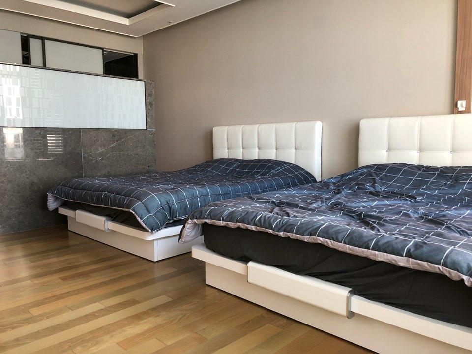 Lovely Marine City Apartment