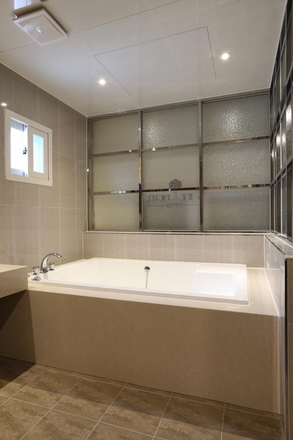 Le Idea Station Hotel 2*