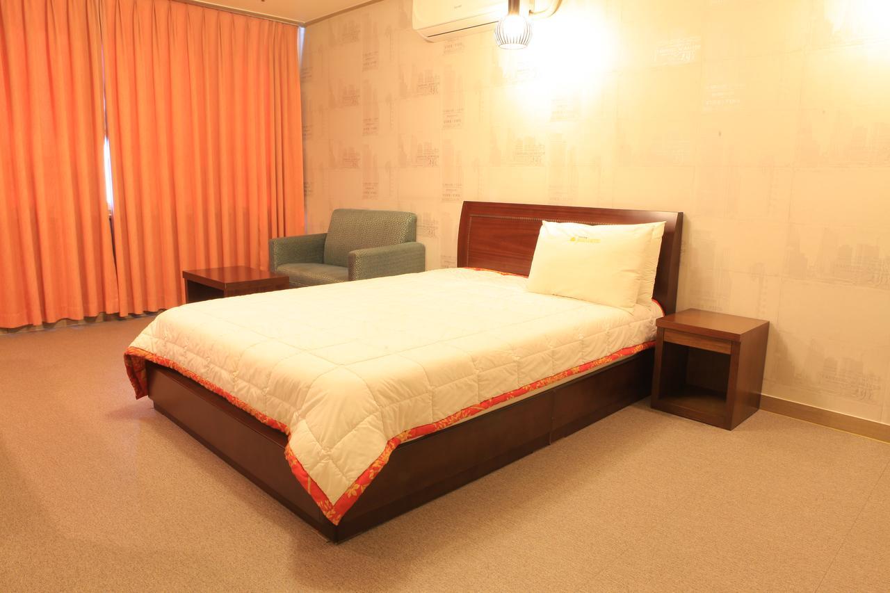 Marina Station Motel