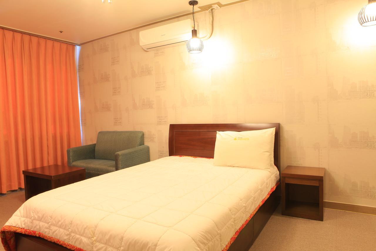 Motel Marina Station Busan