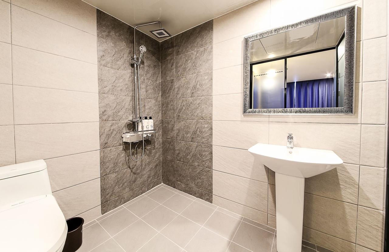 Carino Motel Busan
