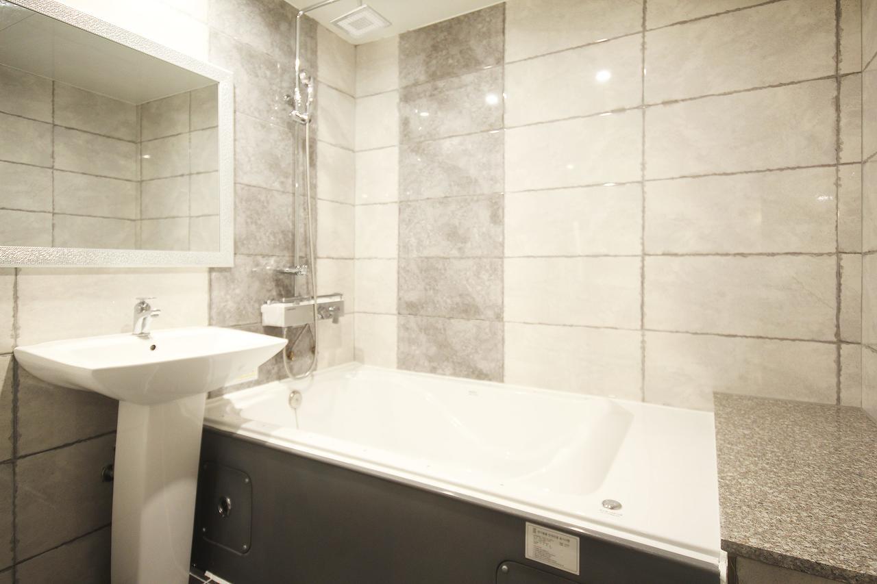 Carino Motel 2*