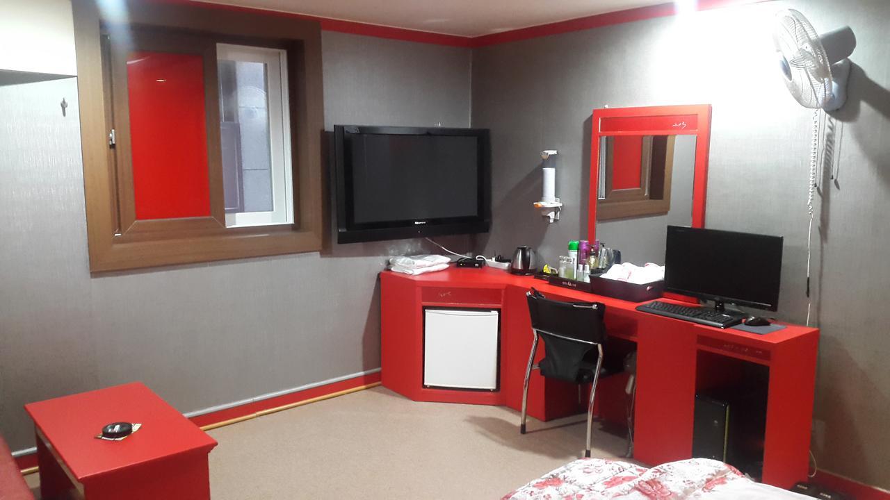 Click 21 Motel Busan
