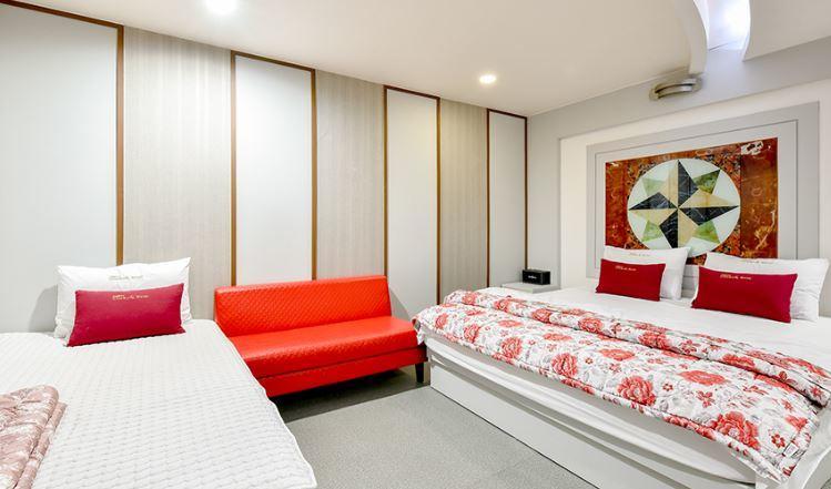 Click 21 Motel 2*