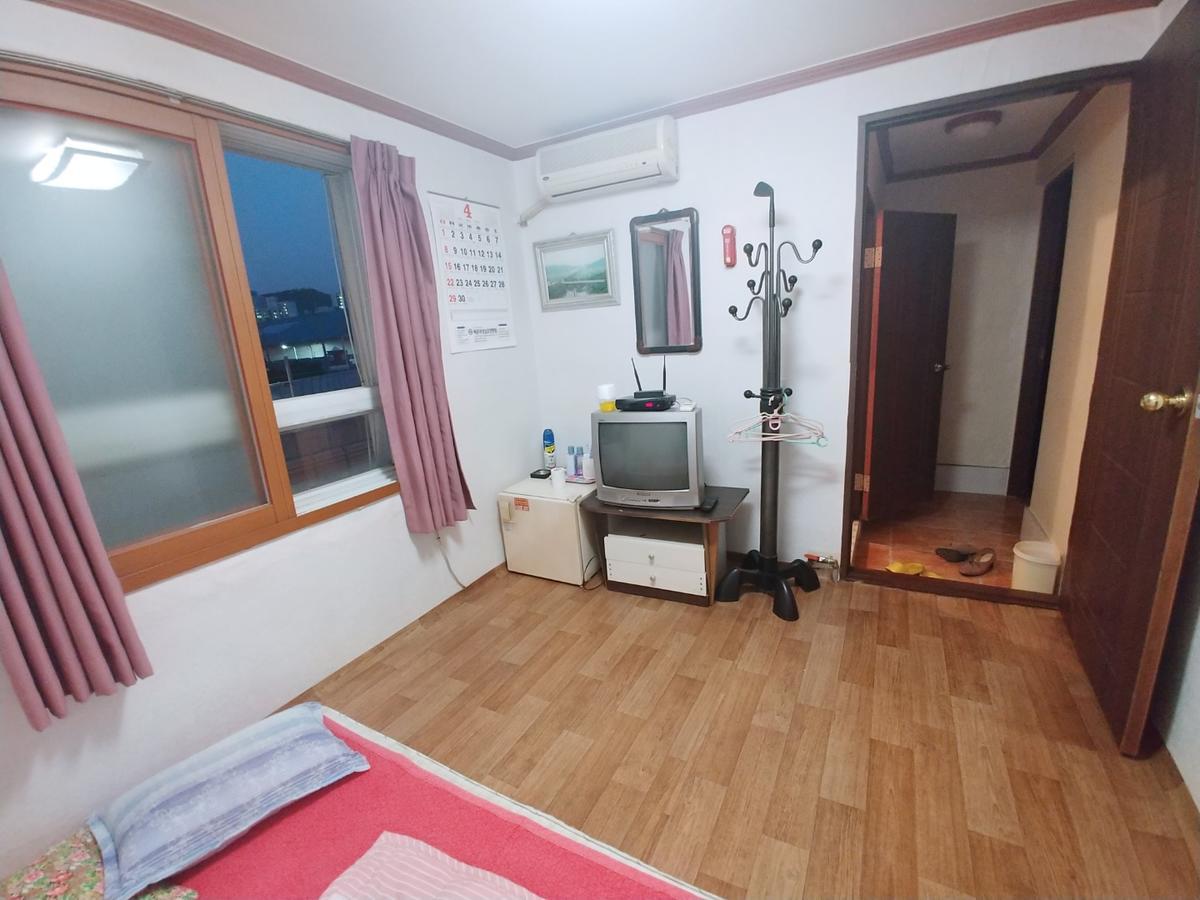 Motel Yeongnamjang *