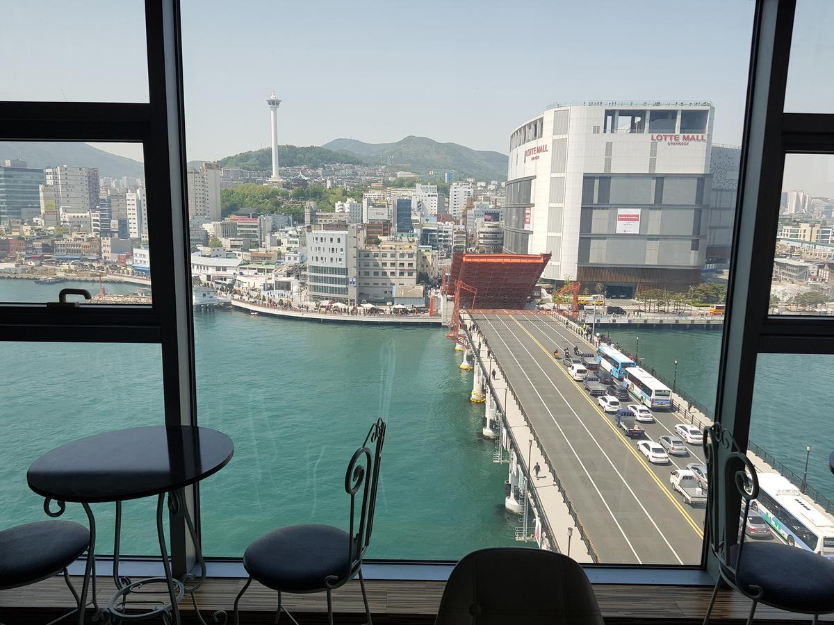 Aj House Busan