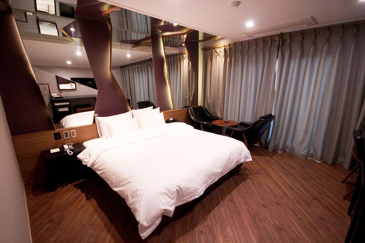 Hotel Mango