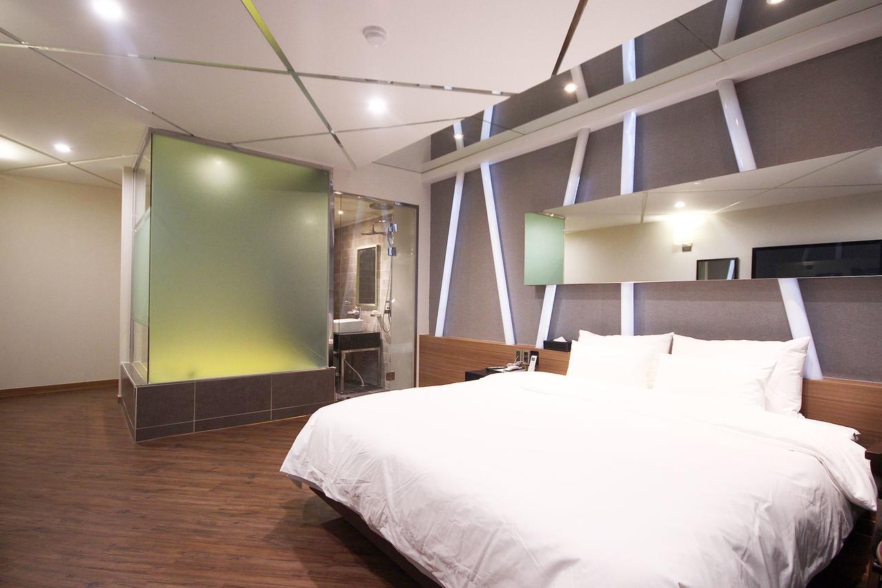 Hotel Mango 2*