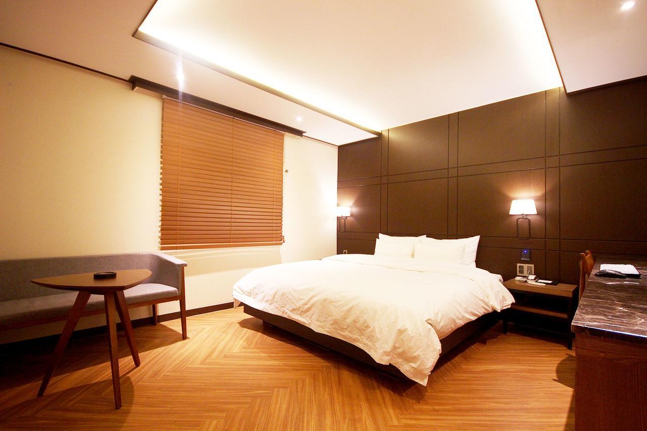 Hotel Mango 2*